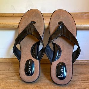 b.o.c. Black patent supportive sandals. Hardly worn. Great condition Size 10